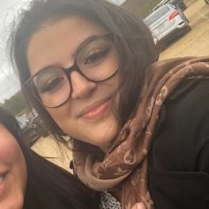 Meet your Posher, Micaela